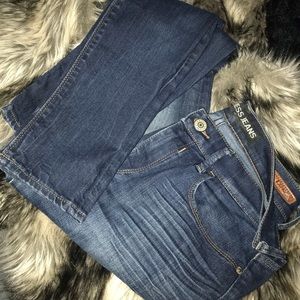 Express Jeans (10R) which fits like a size 8!